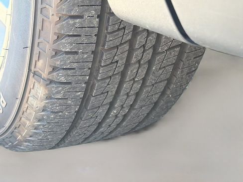 Used 2023 Ford Edge Titanium image 38