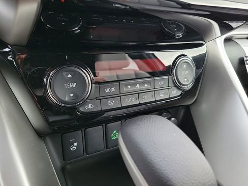 New 2026 Mitsubishi Eclipse Cross SEL image 16