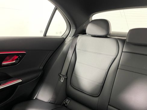Used 2025 Mercedes-Benz C 300 Sedan image 13