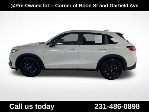 Used 2024 Honda HR-V Sport image 2