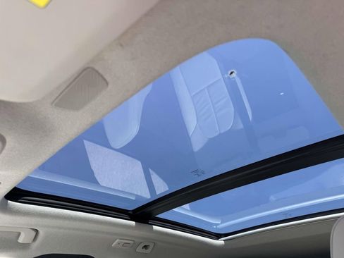 Used 2023 Volvo XC40 B5 Ultimate w/ Climate Package AWD/4WD image 31