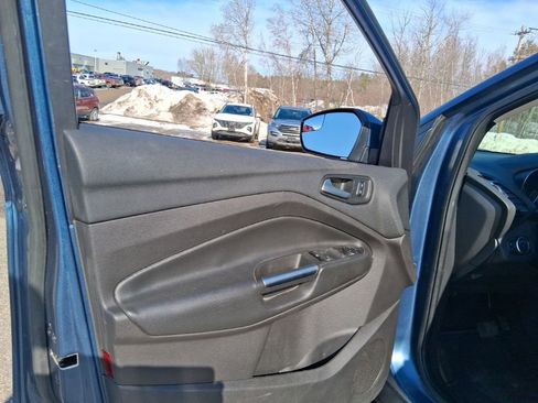 Certified 2018 Ford Escape SE image 13