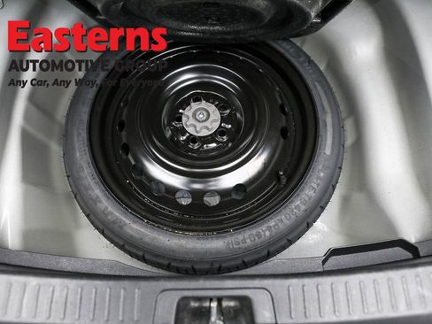 Used 2024 Toyota Corolla LE image 21