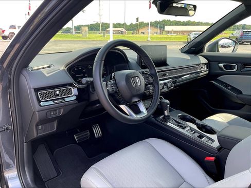 Certified 2025 Honda Civic Sport Touring image 28