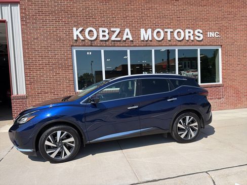 Used 2023 Nissan Murano SL AWD/4WD image 2