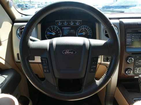 Used 2014 Ford F150 Lariat w/ Equipment Group 502A Luxury AWD/4WD image 35