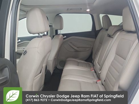 Used 2017 Ford Escape SE w/ SE Leather Comfort Package AWD/4WD image 29