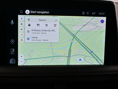 Used 2023 Chevrolet Suburban Z71 image 26