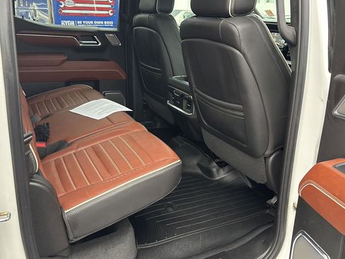 Used 2024 GMC Sierra 1500 Denali Ultimate image 21