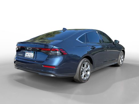 Used 2024 Honda Accord EX image 5