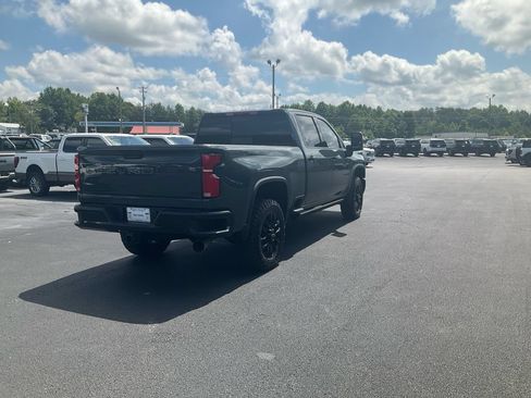 Used 2026 Chevrolet Silverado 2500 LTZ w/ LTZ Plus Package AWD/4WD image 5