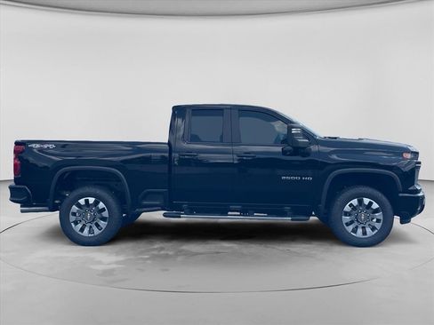 New 2026 Chevrolet Silverado 2500 Custom w/ Custom Value Package AWD/4WD image 8
