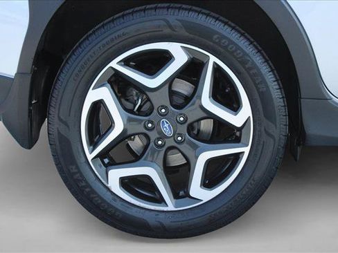 Used 2019 Subaru Crosstrek 2.0i Limited w/ Moonroof Package w/Navigation AWD/4WD image 15