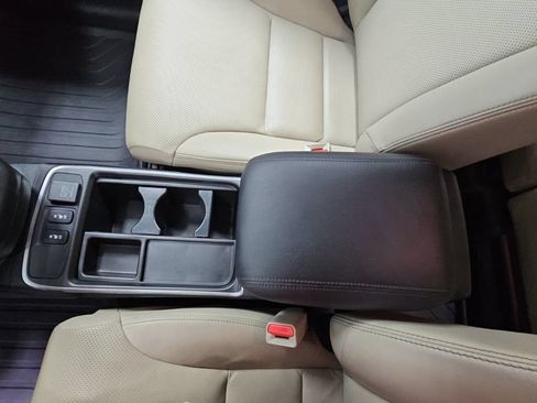 Used 2016 Honda CR-V Touring image 23