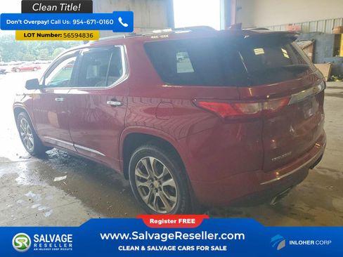 Used 2018 Chevrolet Traverse Premier w/ Driver Confidence II Package FWD image 3