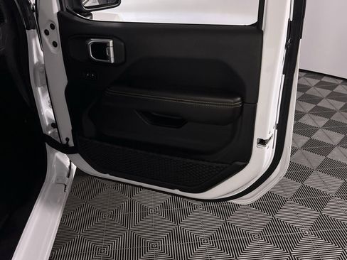 Used 2024 Jeep Wrangler Unlimited Sahara w/ Technology Group image 37