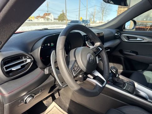 Used 2024 Dodge Hornet R/T image 40