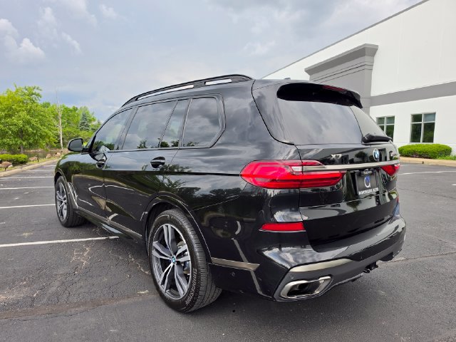 Used 2021 BMW X7 M50i AWD/4WD image 11