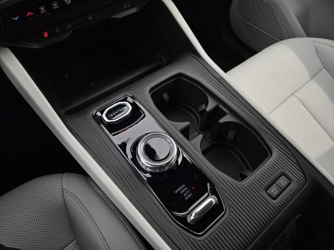 New 2026 Jeep Cherokee Limited AWD/4WD image 23