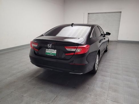 Used 2018 Honda Accord LX image 7