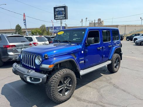 Used 2020 Jeep Wrangler Unlimited Sahara w/ Uconnect 4C Nav & Sound Group AWD/4WD image 5