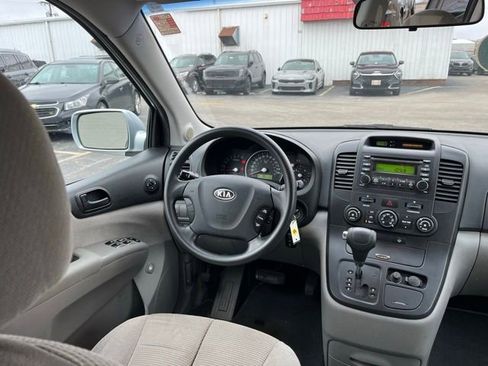 Used 2008 Kia Sedona w/ Convenience Pkg image 35