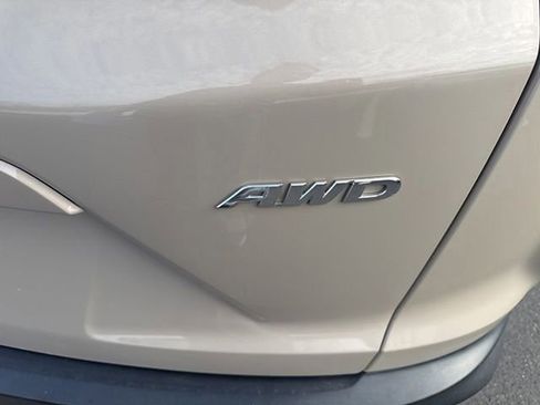 Used 2018 Honda CR-V EX image 5