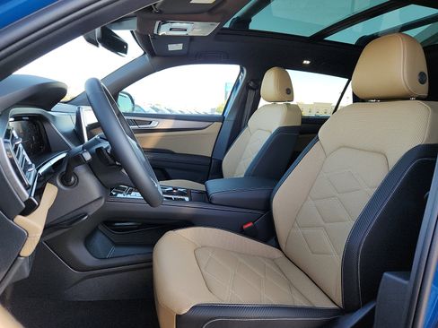 New 2026 Volkswagen Atlas Cross Sport SE image 12