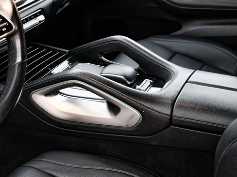 Used 2020 Mercedes-Benz GLS 450 4MATIC image 24