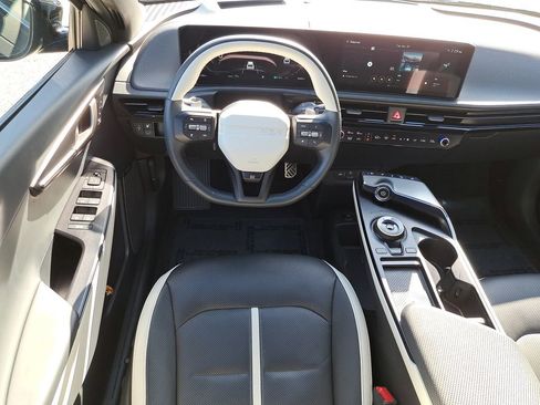 Used 2025 Kia EV6 GT-Line image 11