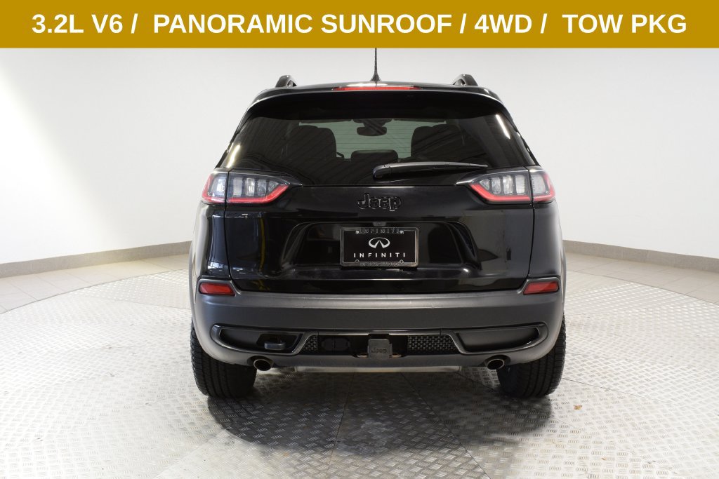 Used 2022 Jeep Cherokee Latitude w/ Sun & Sound Group AWD/4WD image 11