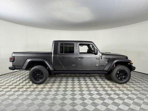 Used 2021 Jeep Gladiator Sport w/ Trailer Tow Package image 4