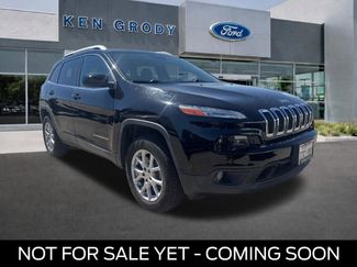 Used 2017 Jeep Cherokee Latitude w/ Trailer Tow Group video 1