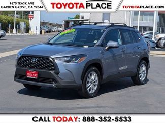 Used 2022 Toyota Corolla Cross LE AWD/4WD video 1