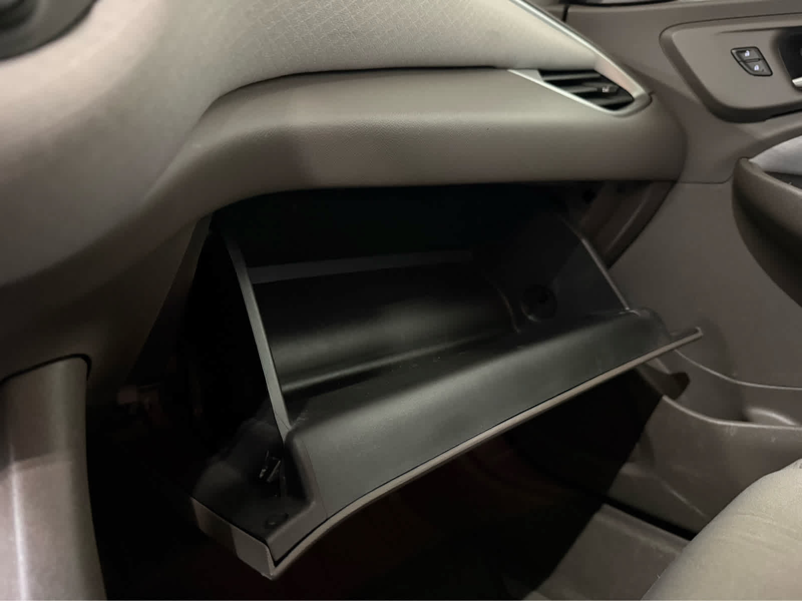 Used 2022 Chevrolet Malibu LS FWD image 20
