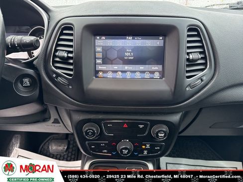 Used 2021 Jeep Compass Latitude w/ Sun and Sound Group image 19