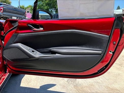 New 2026 MAZDA MX-5 Miata RF Grand Touring w/ Weather Package RWD image 26