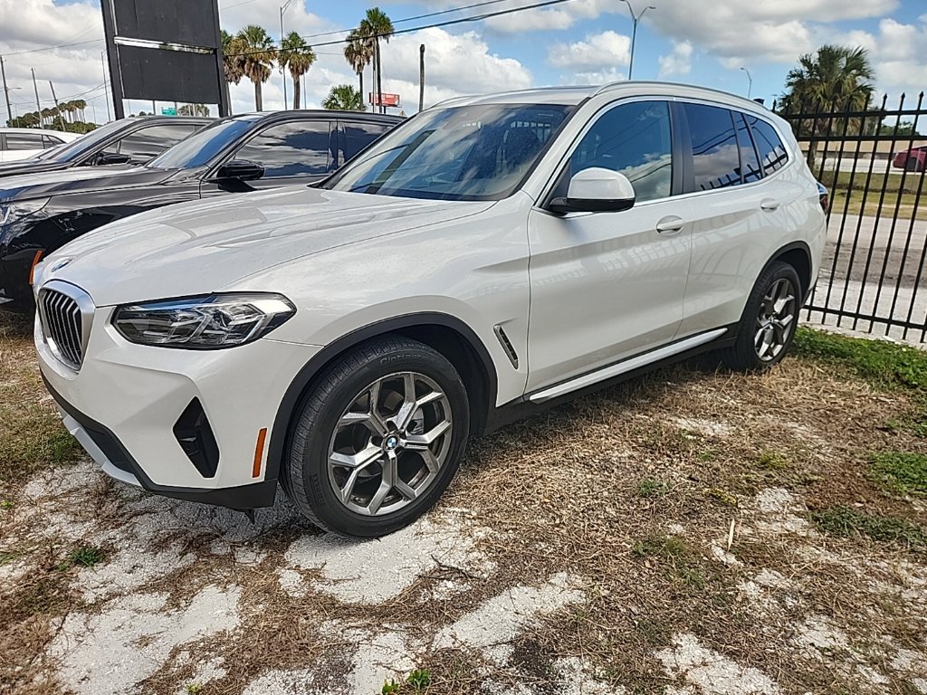 Used 2023 BMW X3 sDrive30i w/ Convenience Package RWD image 1
