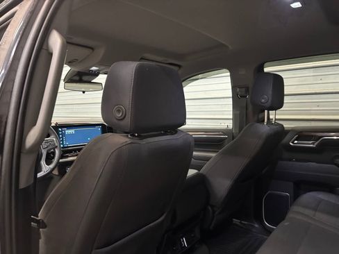 Used 2022 Chevrolet Silverado 1500 RST w/ Z71 Off-Road Package AWD/4WD image 22