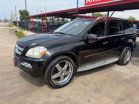 Used 2011 Mercedes-Benz GL 450 4MATIC w/ Premium 2 Pkg image 1