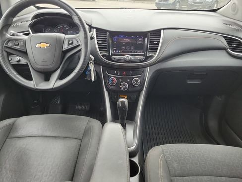 Certified 2020 Chevrolet Trax LS w/ Tint and Cruise Package image 11