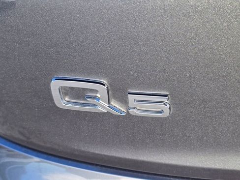 Used 2023 Audi Q5 e Premium w/ Convenience Package AWD/4WD image 28