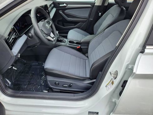 New 2026 Volkswagen Jetta SE image 12