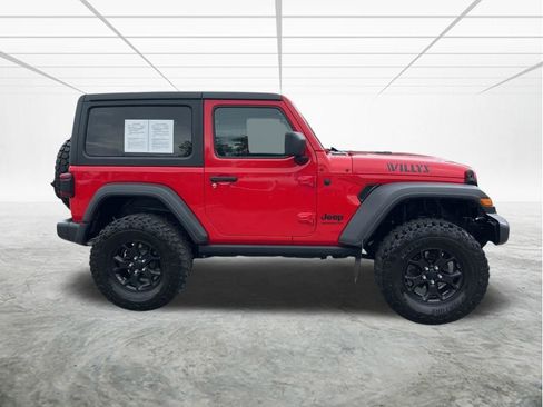 Used 2020 Jeep Wrangler Willys image 3