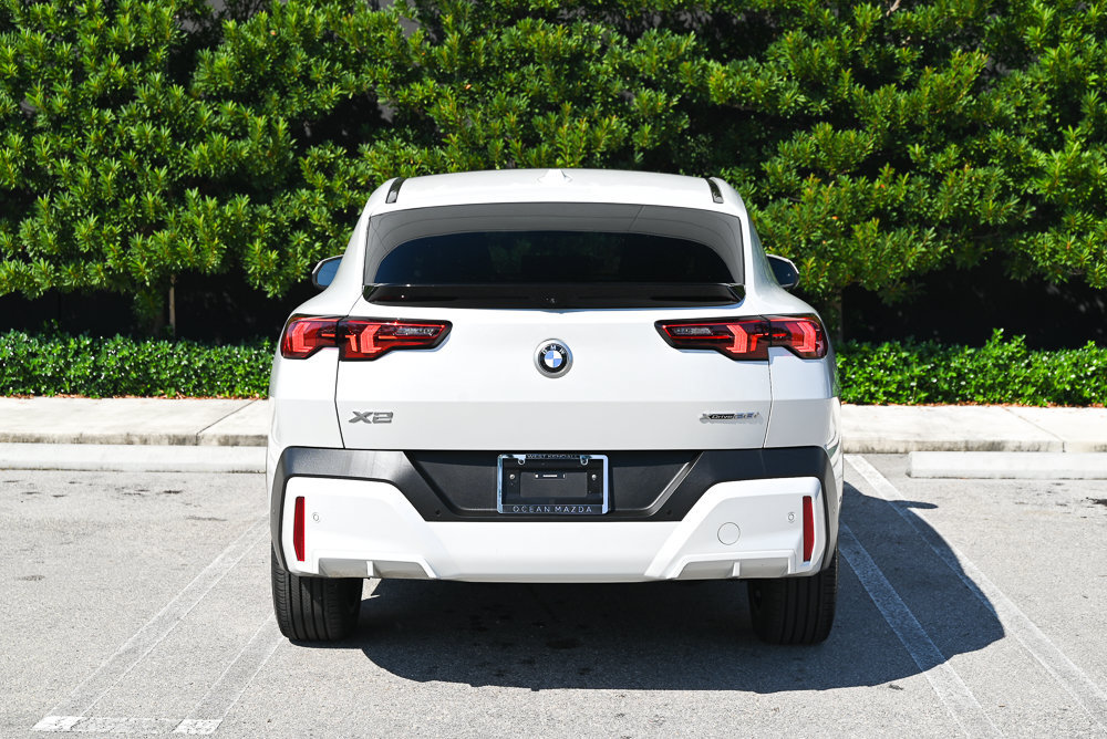 Used 2025 BMW X2 xDrive28i AWD/4WD image 5