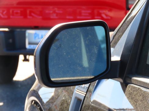 Used 2023 Ford Maverick Lariat image 18