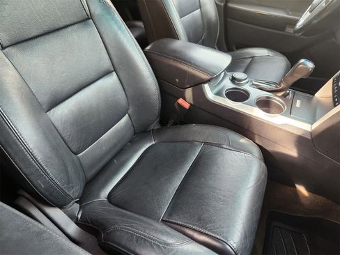 Used 2013 Ford Explorer Limited image 14