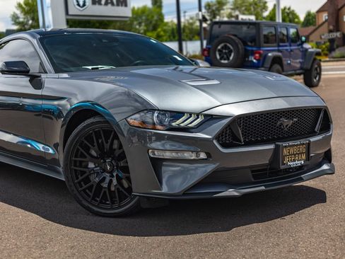 Used 2023 Ford Mustang GT RWD image 3