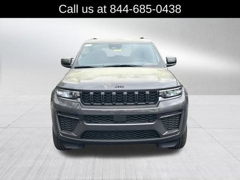 New 2026 Jeep Grand Cherokee Altitude AWD/4WD image 2