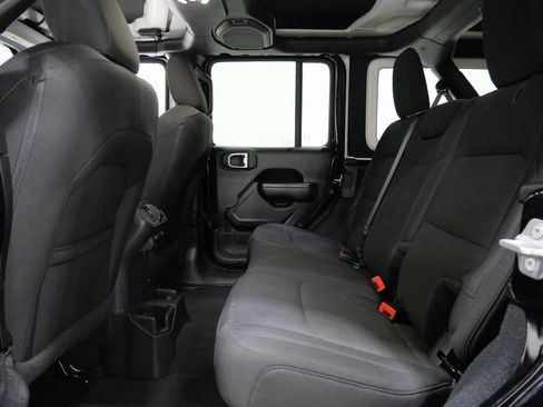 Used 2022 Jeep Wrangler Unlimited Sport image 25